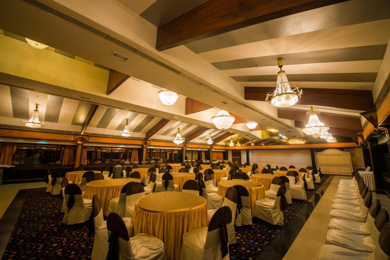 The Renai Cochin Hotel Kochi Exterior foto